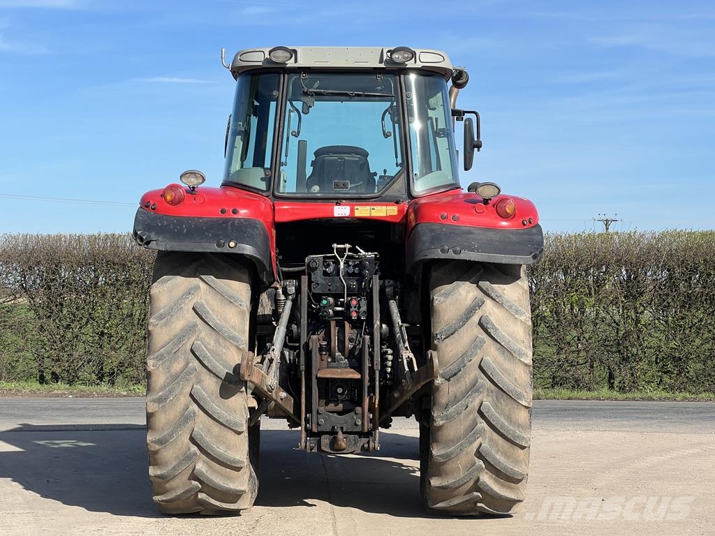 Massey Ferguson 7495 الجرارات