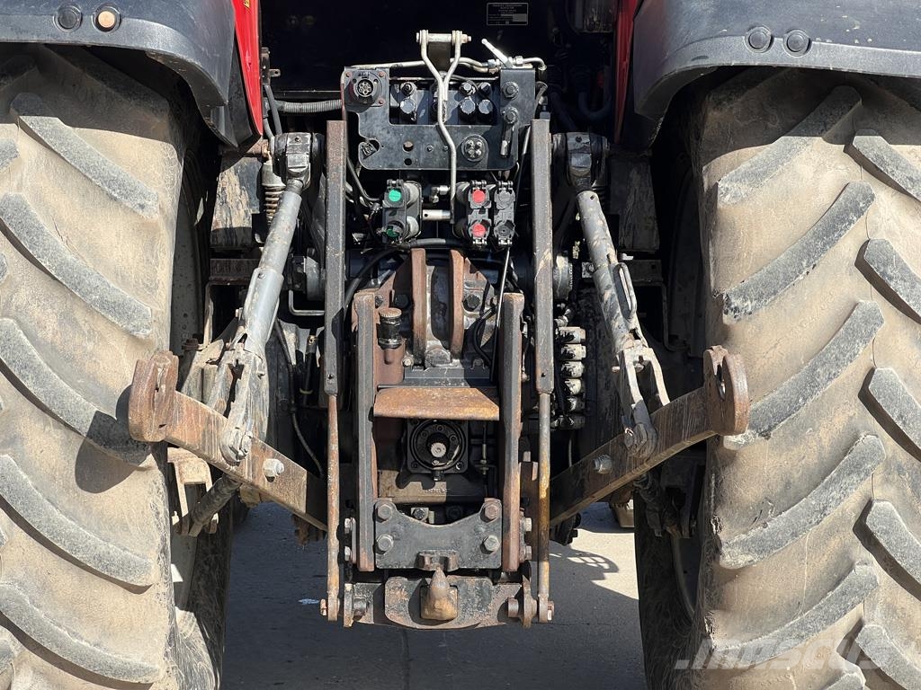 Massey Ferguson 7495 الجرارات