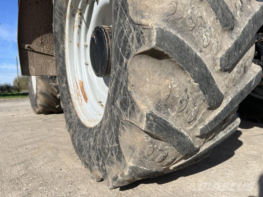 Massey Ferguson 7495 الجرارات