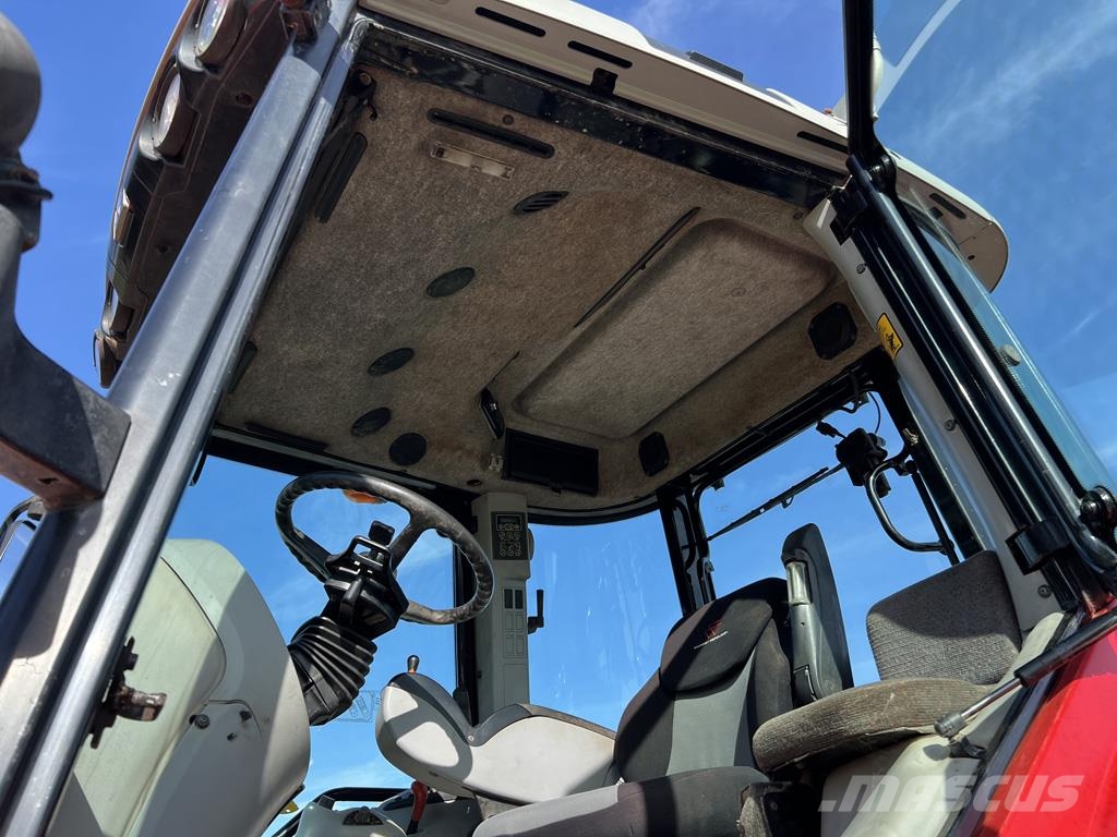 Massey Ferguson 7495 الجرارات