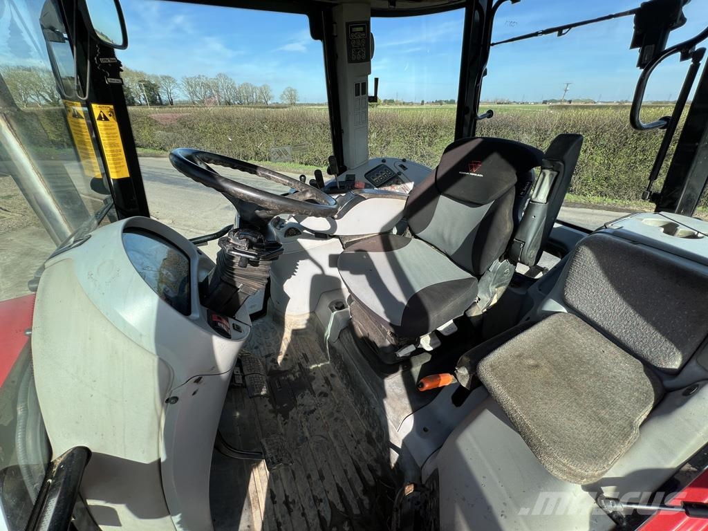 Massey Ferguson 7495 الجرارات