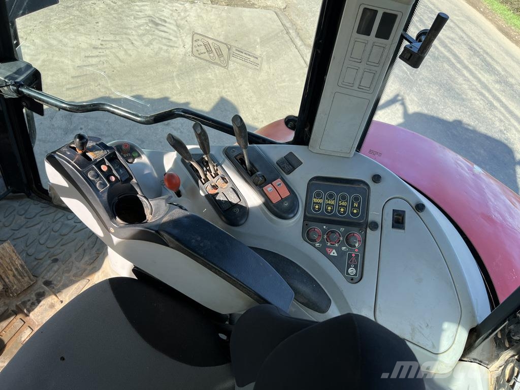 Massey Ferguson 7495 الجرارات