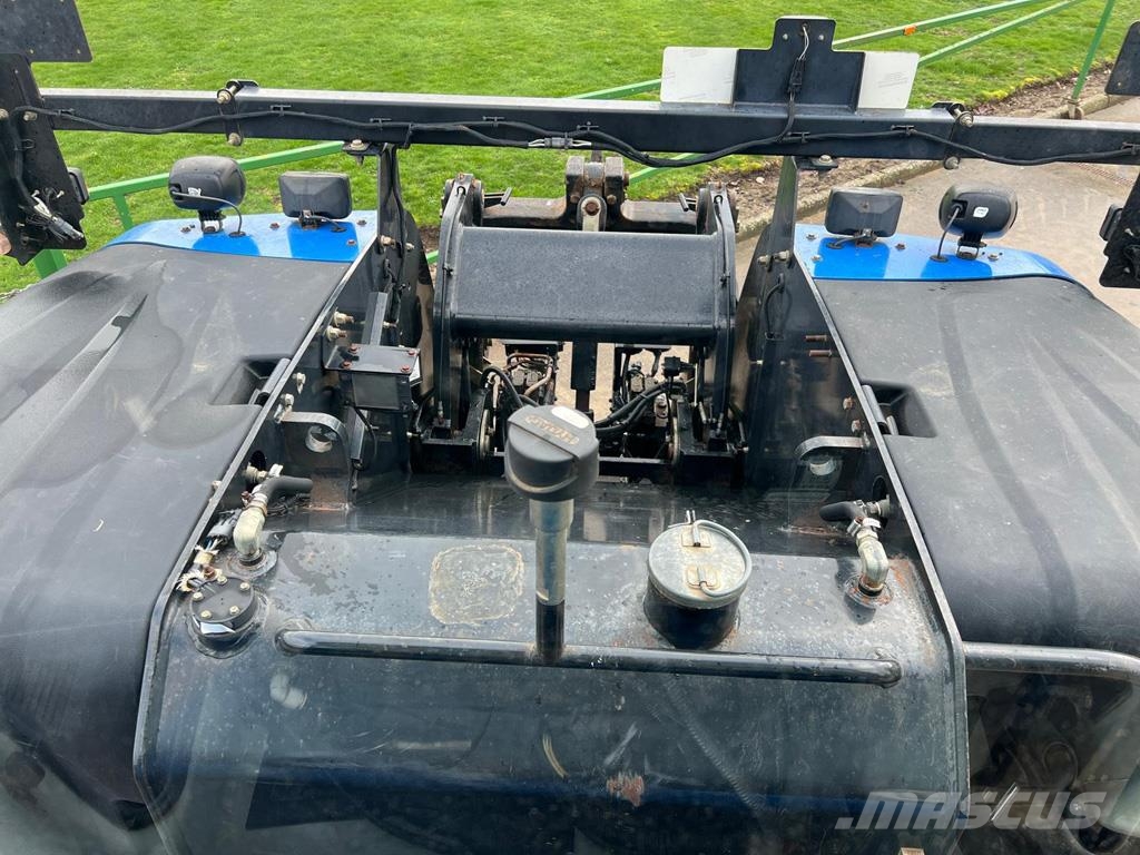 New Holland T9.560 Трактори