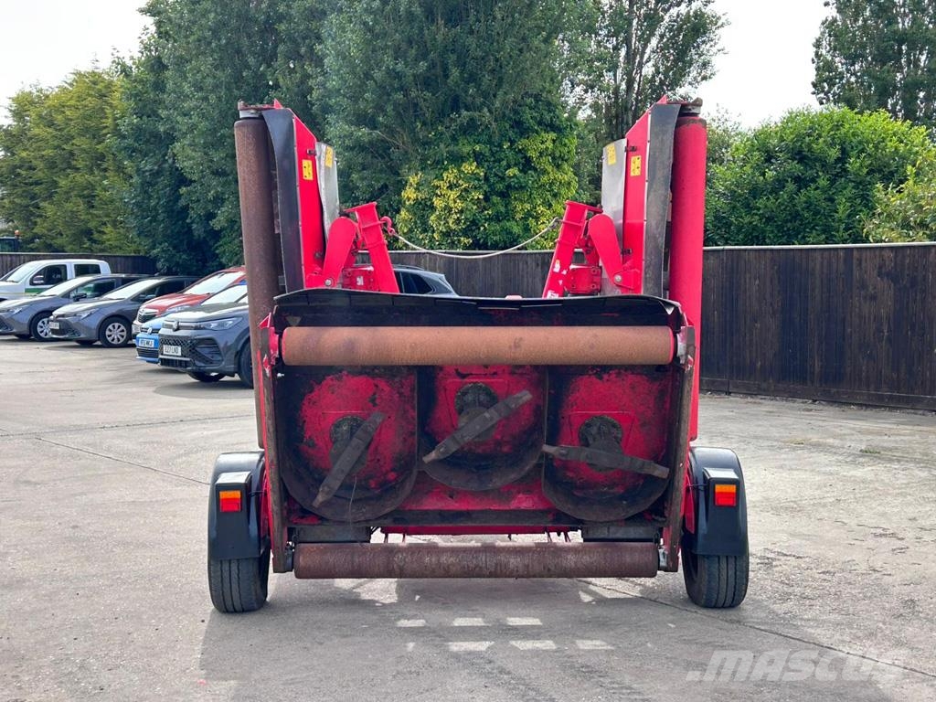 Trimax PEGASUS Farm machinery