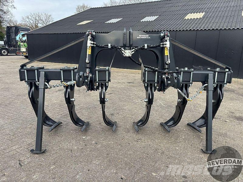 AgroLand TPC 300 diepwoeler met hef Charrue réversible