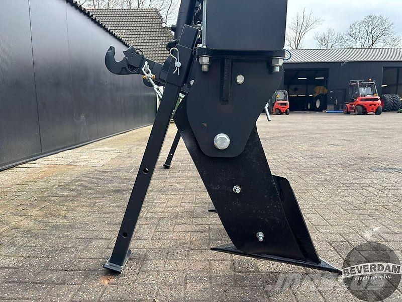 AgroLand TPC 300 diepwoeler met hef Charrue réversible