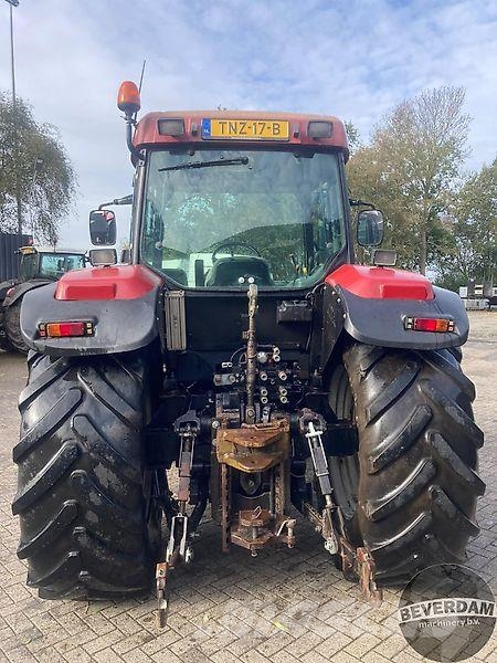 Case IH Maxxum MX 135 الجرارات