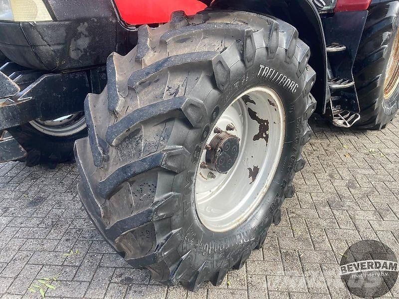 Case IH Maxxum MX 135 الجرارات
