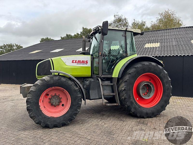CLAAS Ares 836 RZ Traktoren