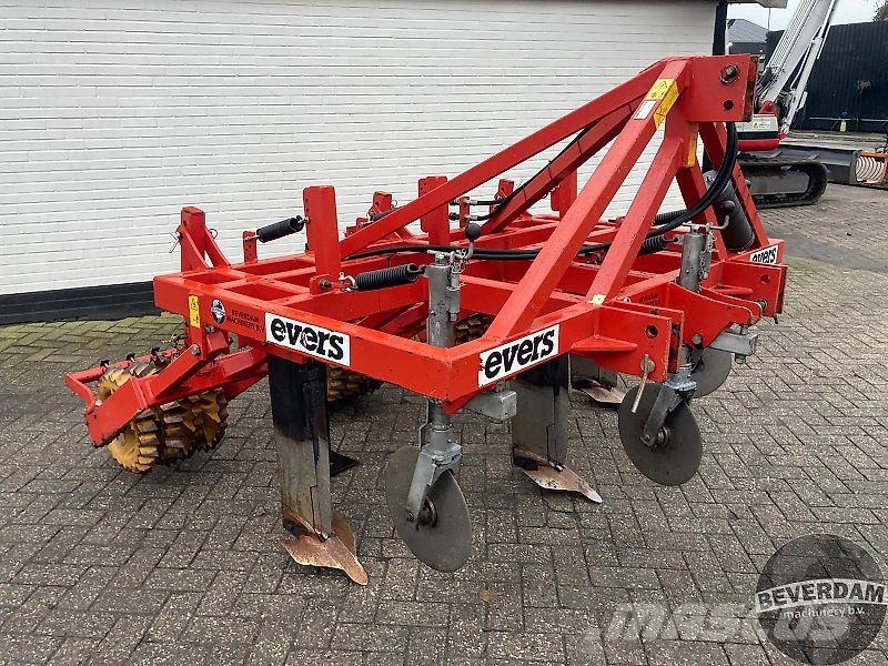 Evers Graslandwoeler WBG 3-270 Obračalni plugi