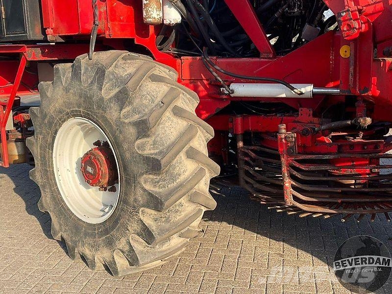 Gilles Beet Master 2000 Rübenvollernter