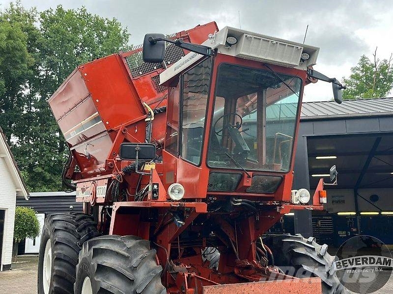 Hesston 7730 Muud põllumajandusmasinad