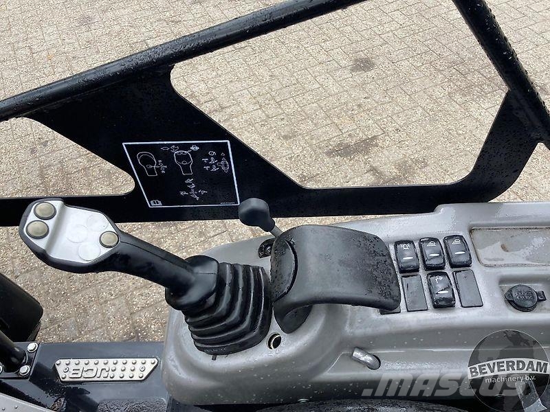 JCB 403 SP لوادر بعجل