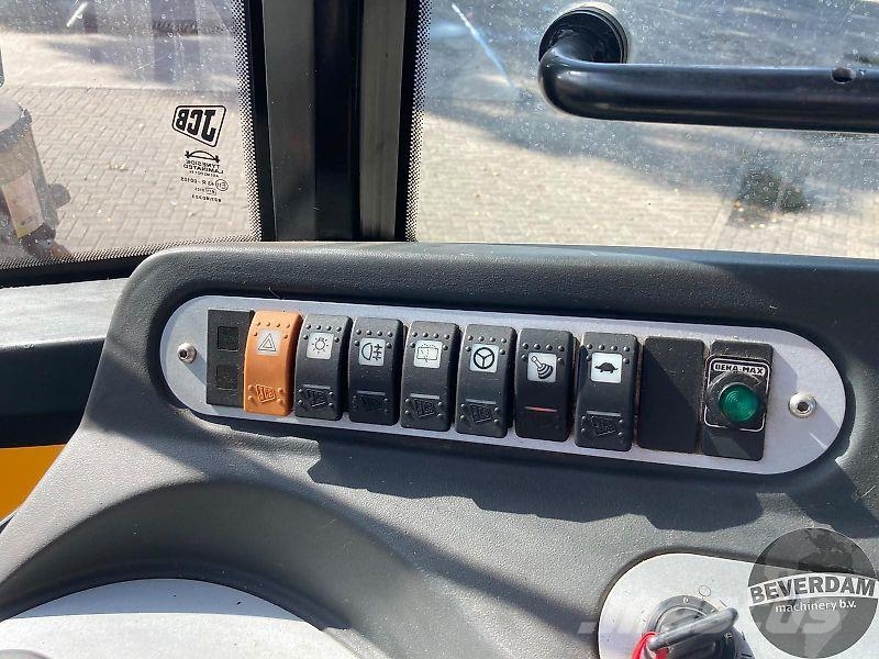 JCB 426 AGRI HT Wielladers
