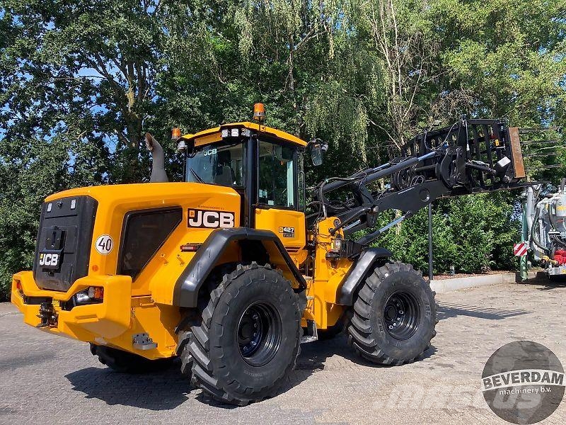 JCB 427 STAGE V AGRI Pale gommate