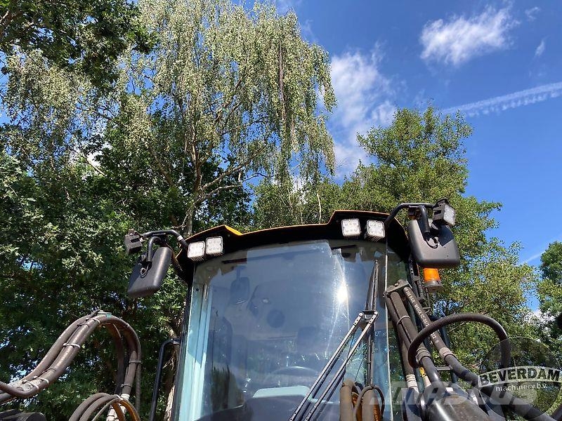 JCB 427 STAGE V AGRI Pyöräkuormaajat