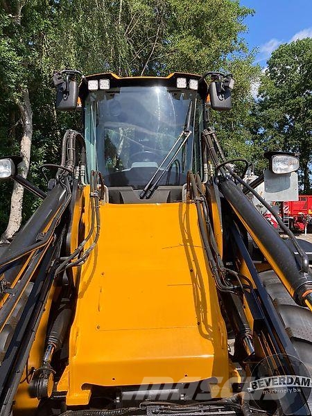 JCB 427 STAGE V AGRI Pyöräkuormaajat