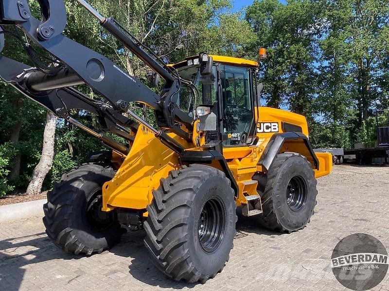 JCB 427 STAGE V AGRI Pyöräkuormaajat