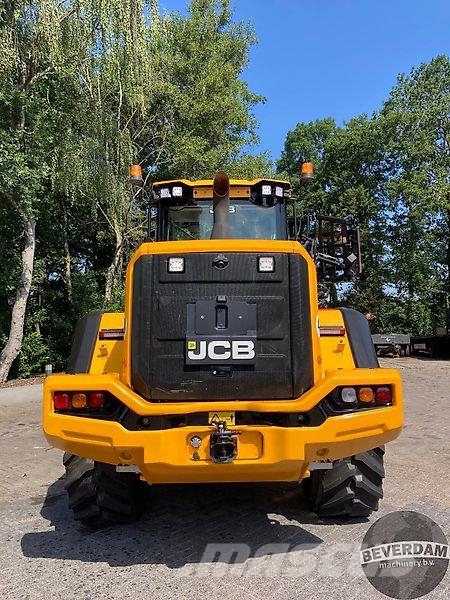 JCB 427 STAGE V AGRI Pyöräkuormaajat