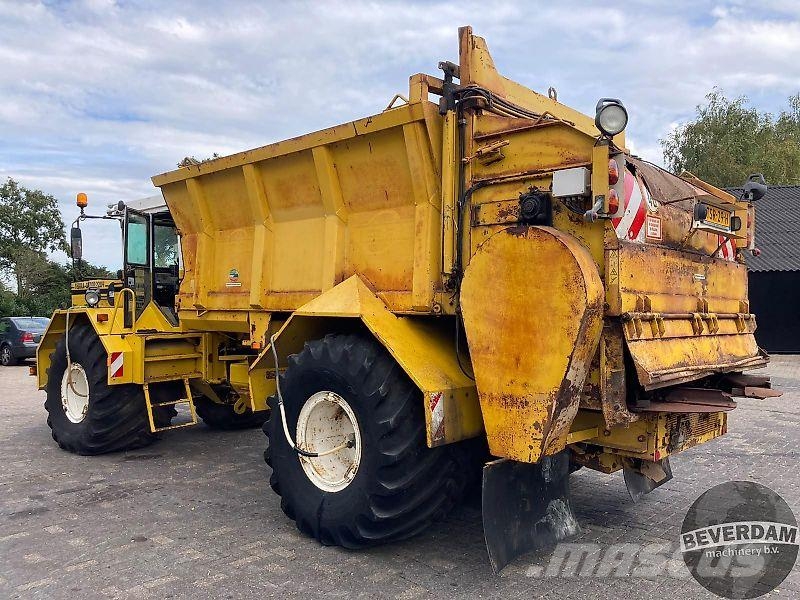 TerraGator 2204 Tebbe HKS 12500 Kunstmeststrooiers