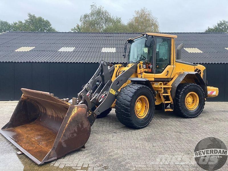 Volvo L60F Фронтальні навантажувачі