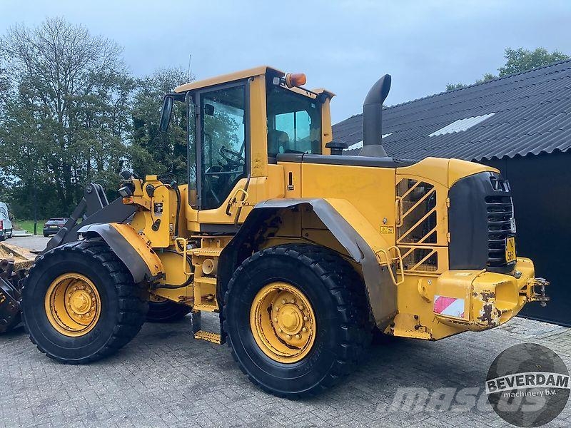 Volvo L60F Фронтальні навантажувачі