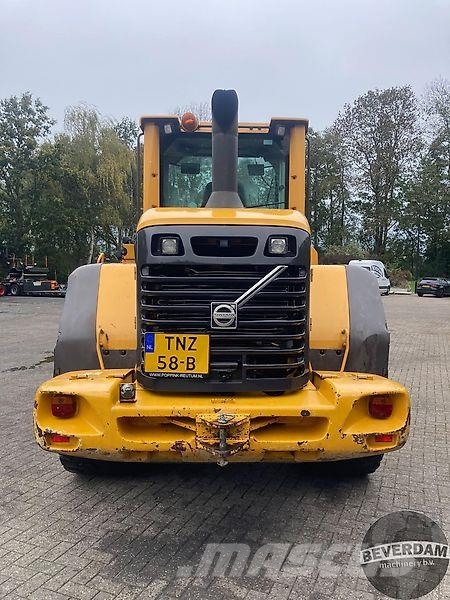 Volvo L60F Фронтальні навантажувачі