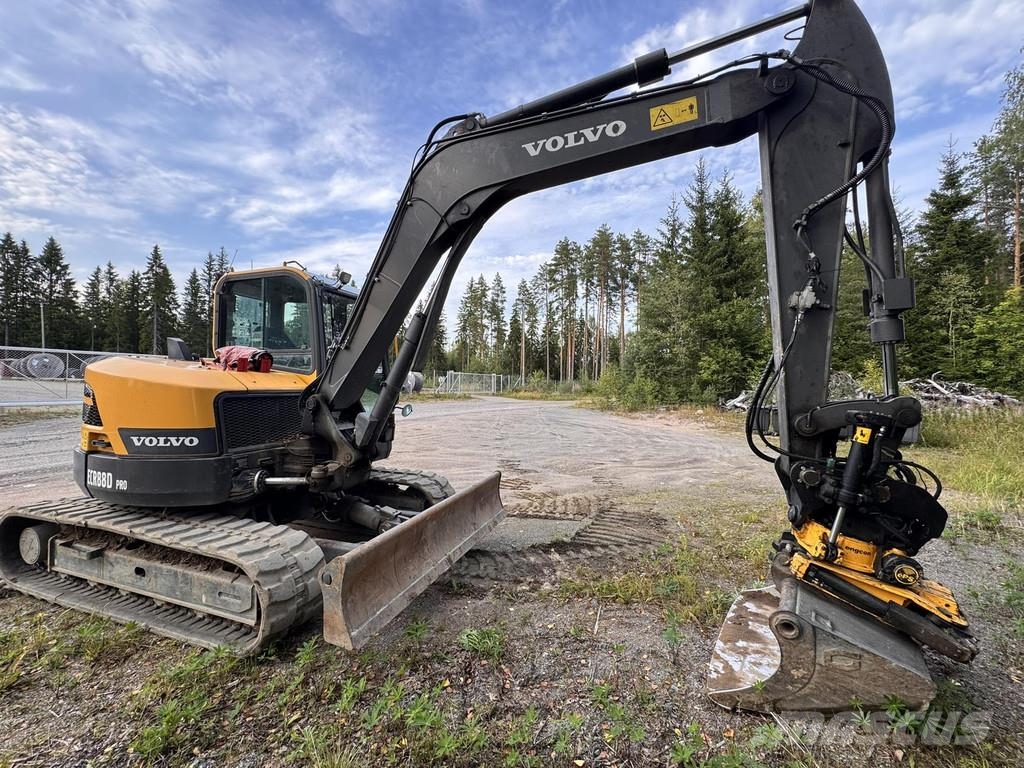 Volvo ECR 88 D Midikoparki 7t - 12t