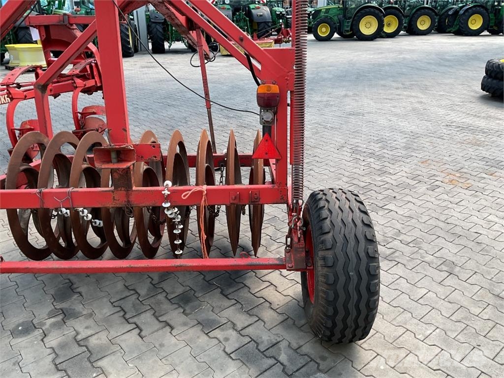 Krone Fidux S/120/4 Beet Chasse neige