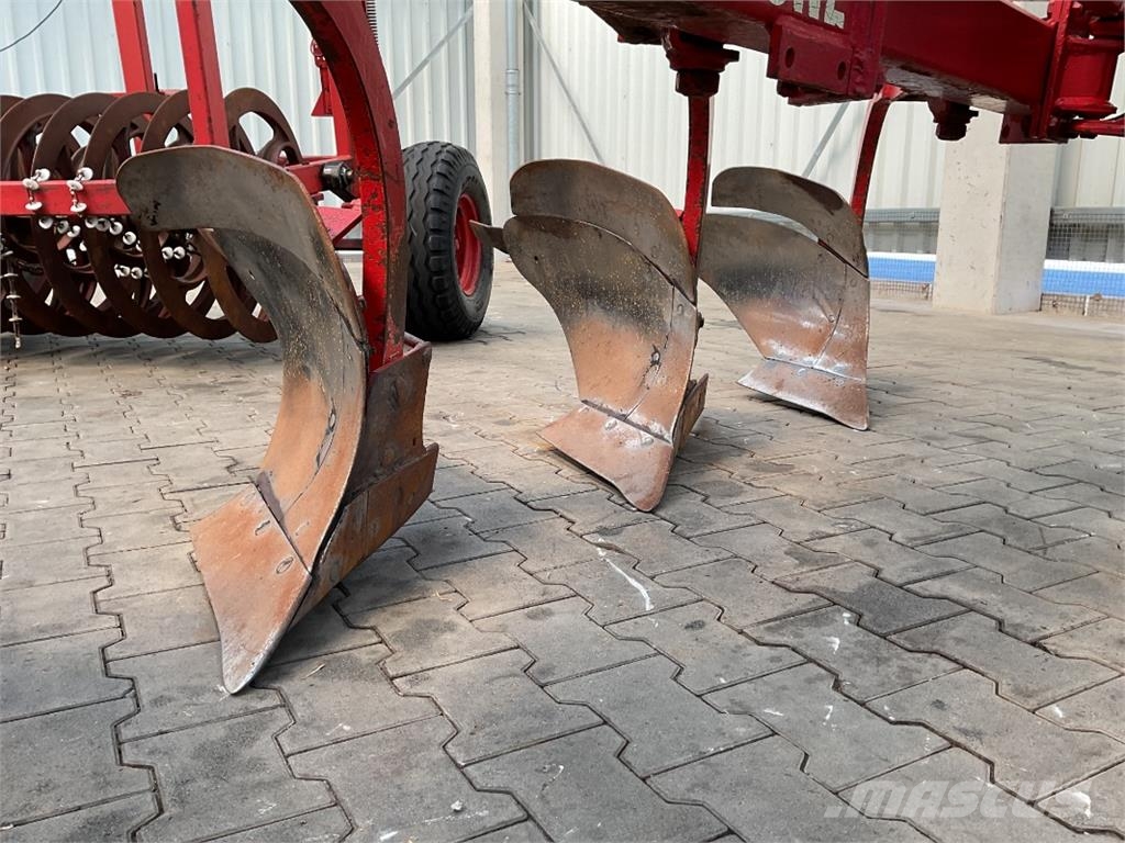 Krone Fidux S/120/4 Beet Chasse neige
