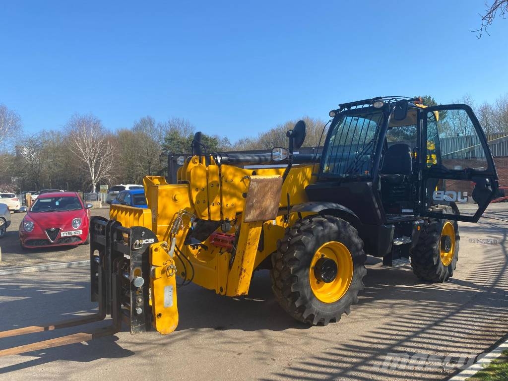 JCB 540-170 Teleskopiniai krautuvai