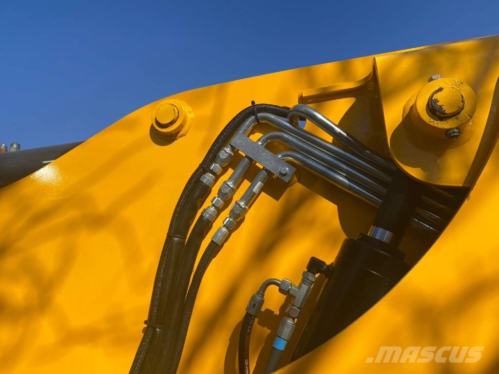 JCB 540-170 Teleskopiniai krautuvai