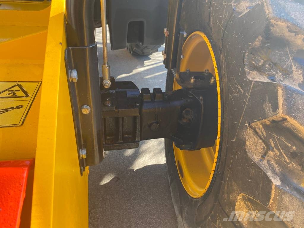 JCB 540-170 Teleskopiniai krautuvai