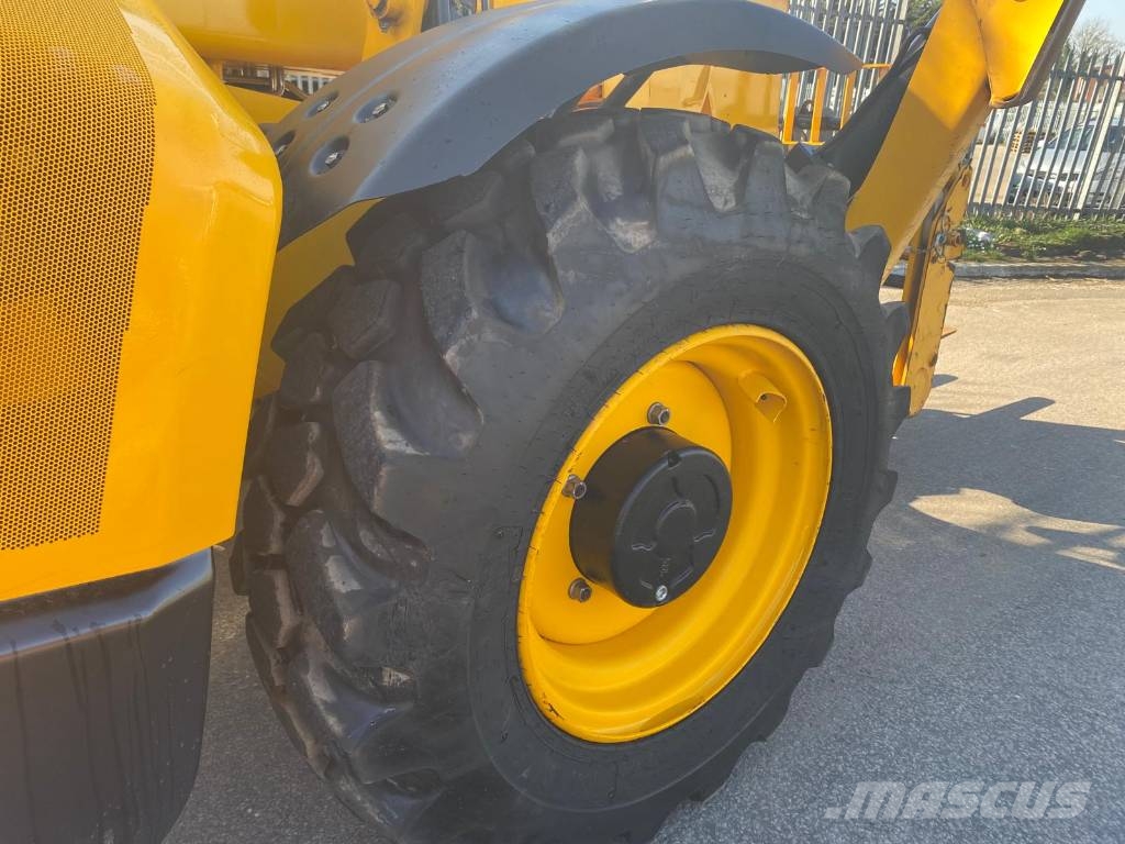 JCB 540-170 Teleskopiniai krautuvai