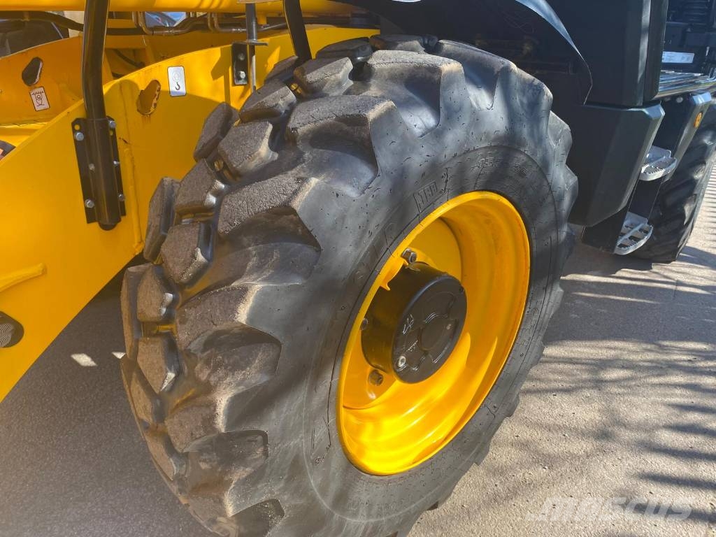 JCB 540-170 Teleskopiniai krautuvai
