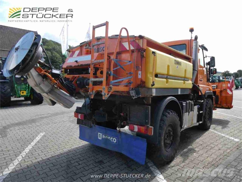 MB Trac Unimog U318 mit Schild+Streuer Maszyny rolnicze - Inne