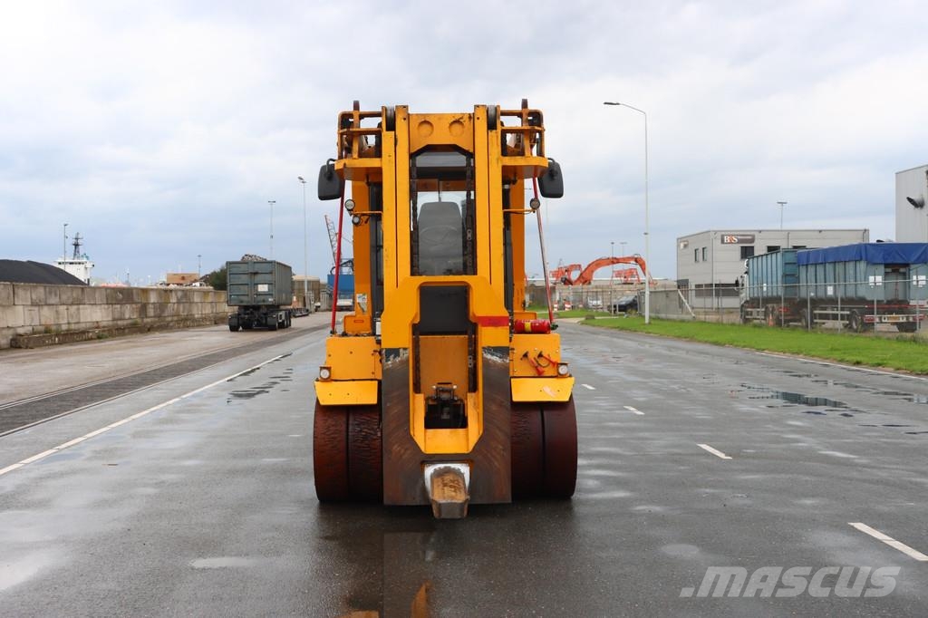 Paus PGS26.5 Dīzeļa autoiekrāvēji