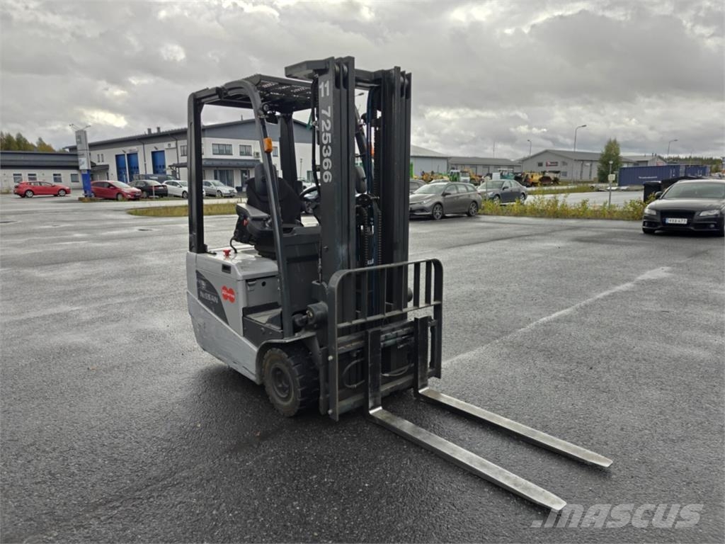 Nissan 1N1L15Q Elektriskie autoiekrāvēji