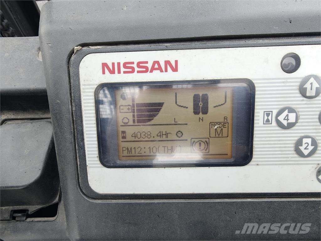 Nissan 1N1L15Q Elektriskie autoiekrāvēji