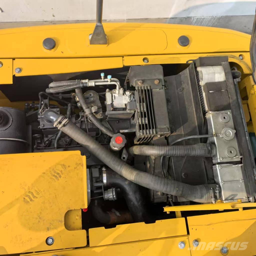 Komatsu PC 130 Koparki gąsienicowe