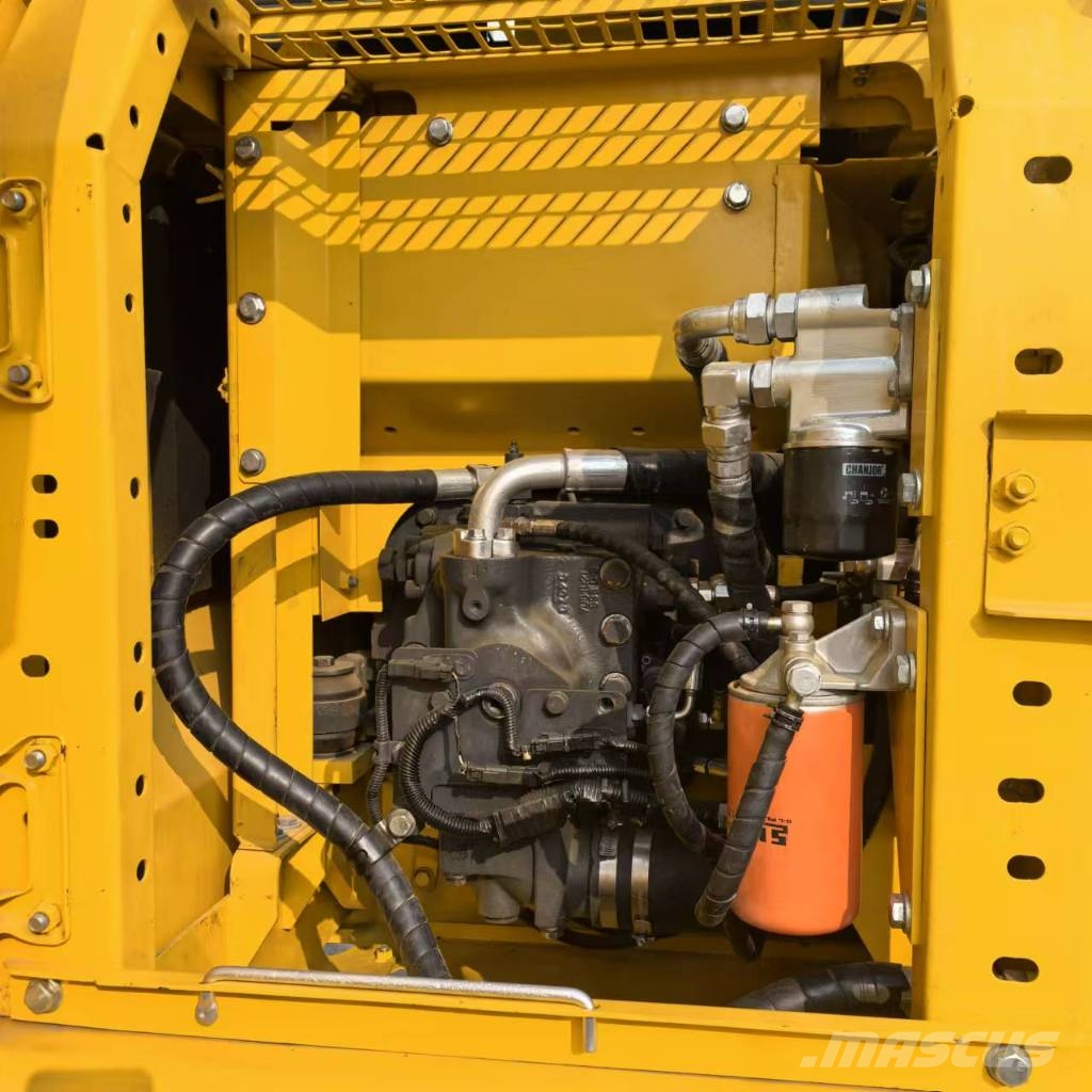 Komatsu PC 130 Koparki gąsienicowe