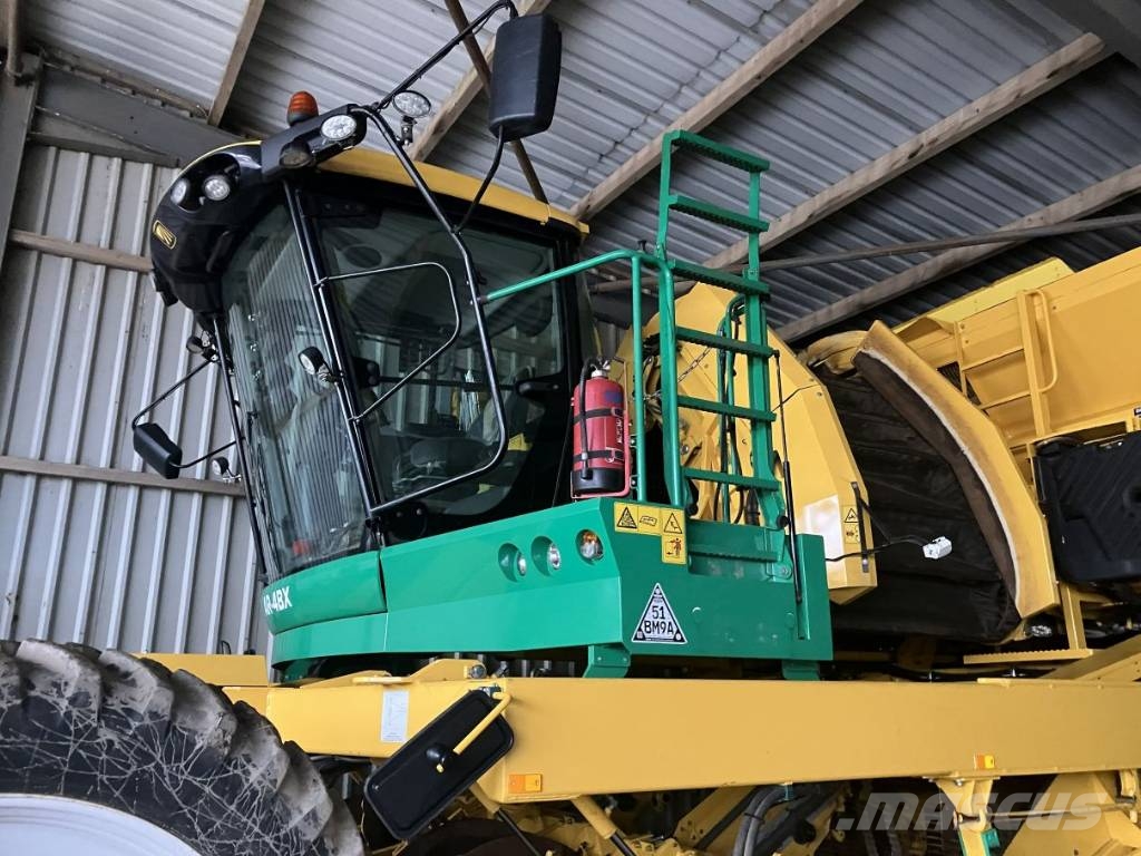 Oxbo AR-4BX حفارات وحصادات البطاطس