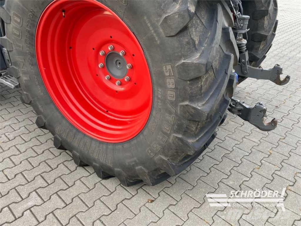 Fendt 516 VARIO GEN3 PROFI PLUS Traktori