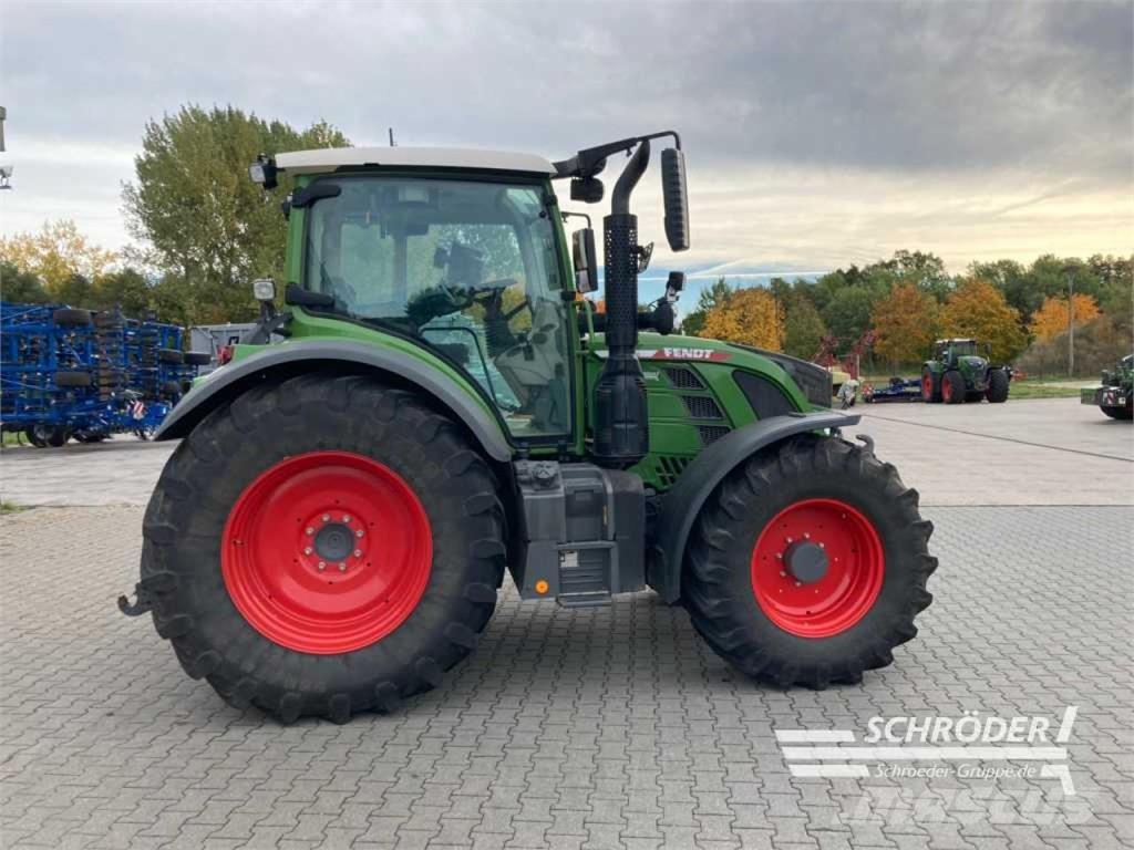 Fendt 516 VARIO GEN3 PROFI PLUS Traktori