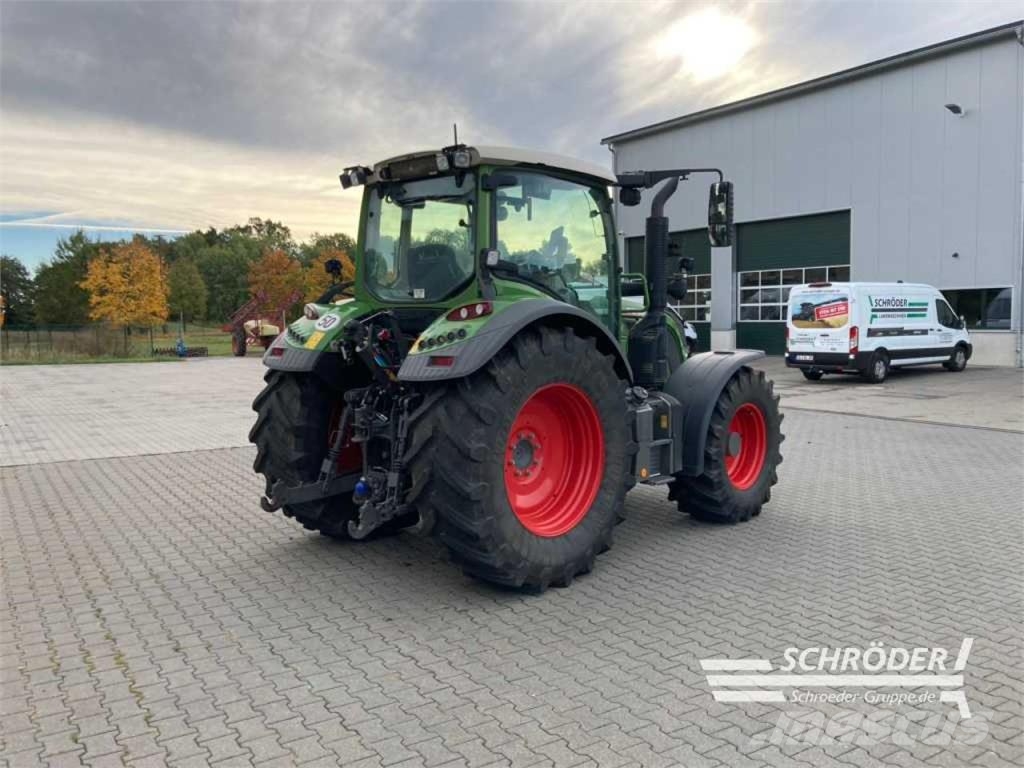 Fendt 516 VARIO GEN3 PROFI PLUS Traktory