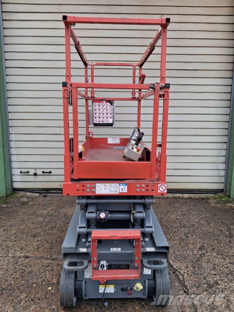 SkyJack SJ III 3219 Šķerveida pacēlāji