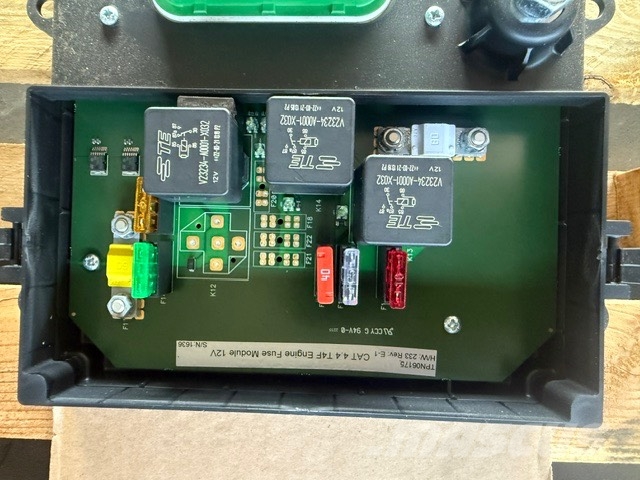 CAT C4.4 ACERT T4F | SCR / DOC EMULATOR 電子機器