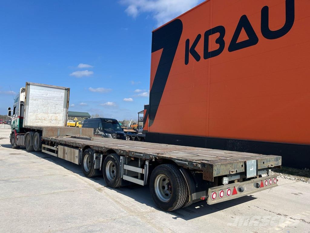 Zaslaw D-651 PLATFORM L=9350 mm Flatbed/Dropside semi-trailers