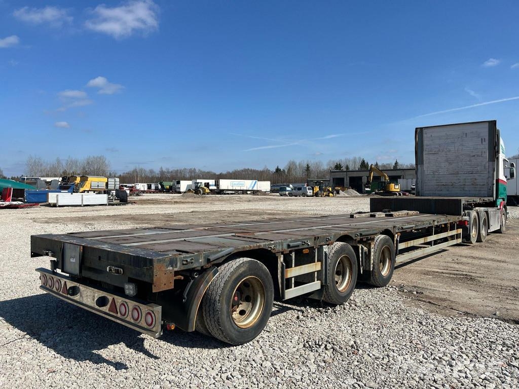 Zaslaw D-651 PLATFORM L=9350 mm Flatbed/Dropside semi-trailers