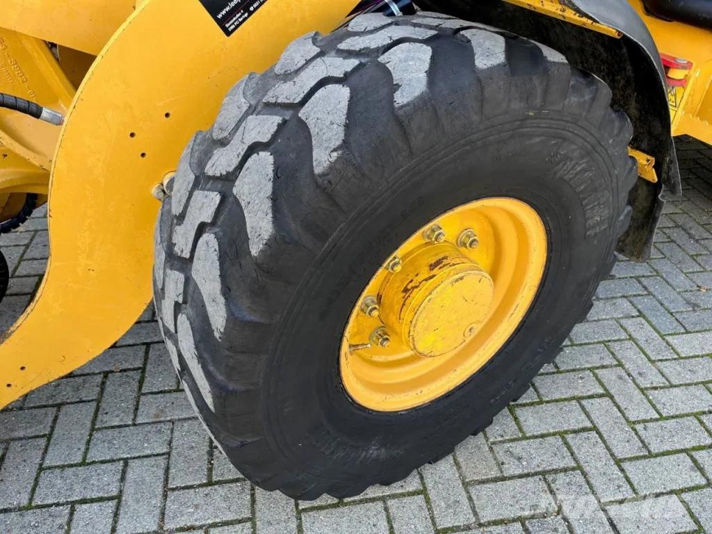 CAT 906H wheelloader, RESERVED/RESERVIERT/GERESERVEERD Pás carregadoras de rodas